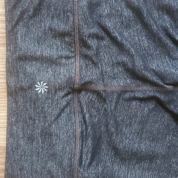 Athleta yoga pants final price - Picture 5 of 7